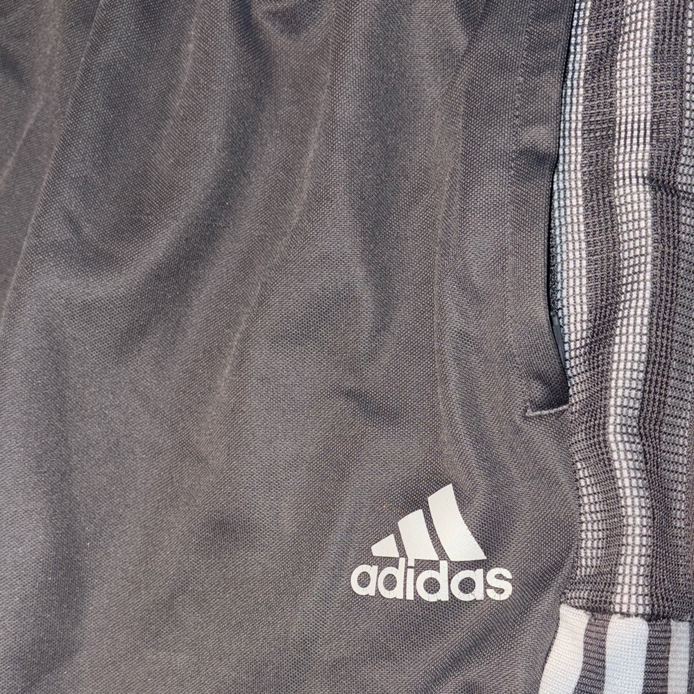 Adidas Men's AeroReady Dark Gray Joggers with White Stripes - Picture 4 of 8